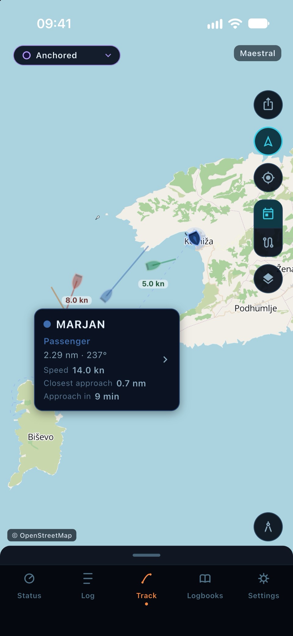 Barcos AIS con predicción de rumbo, ficha con máxima aproximación 0,7 mn en 9 minutos